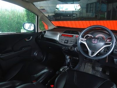 Honda Jazz 1.5 V Modulo A/T ปี 2013 รูปที่ 8