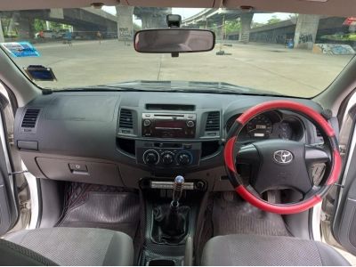 Toyota Hilux vigo 2.7 G รูปที่ 8