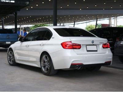 2017 BMW Series 3 330e M Sport 2.0 LCI รูปที่ 8