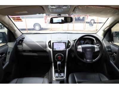 2019 ISUZU MU-X 3.0 DVD NA AUTO ฟรีดาวน์ ไมล์แท้ 1 แสน รูปที่ 8