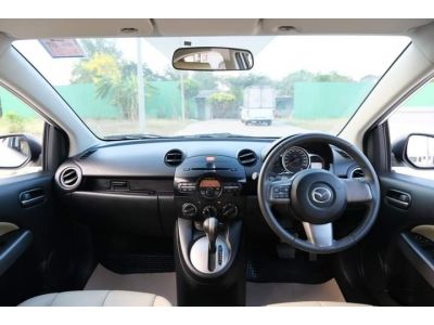 Mazda 2 1.5 A/T ปี2012 รูปที่ 8