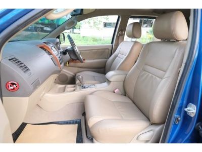 Toyota Fortuner 3.0V A/T ปี2008 รูปที่ 8