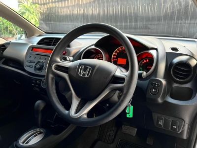 Honda Jazz 1.5S  A/T ปี2013 รูปที่ 8