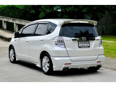 Honda Jazz  Hybrid รูปที่ 8