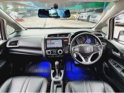 HONDA JAZZ 1.5 V i-VTEC A/T ปี 2016 รูปที่ 8