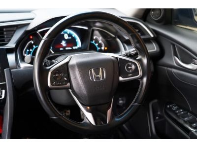 2016 HONDA CIVIC 1.8 EL รูปที่ 8