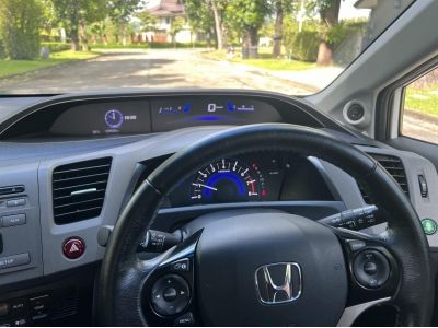 2013 Honda CIVIC 1.8 E i-VTEC รถเก๋ง 4 ประตู รถบ้าน มือเดียว รูปที่ 8