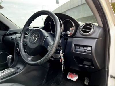 2011 MAZDA 3, 1.6 V ออโต้ ขายถูก รถสวยภายในใหม่กว้างมาก รูปที่ 8