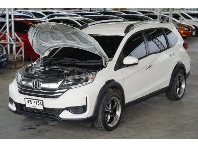 2019 HONDA BR-V 1.5 V A/T สีขาว รูปที่ 8