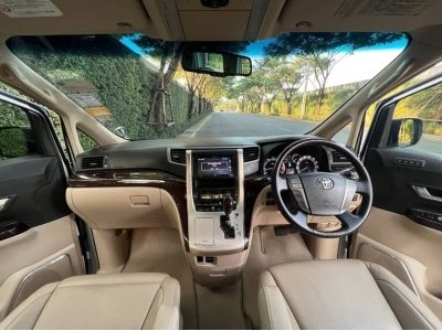 TOYOTA ALPHARD, 2.4 MNC ปี2012 สีขาวมุก รูปที่ 8