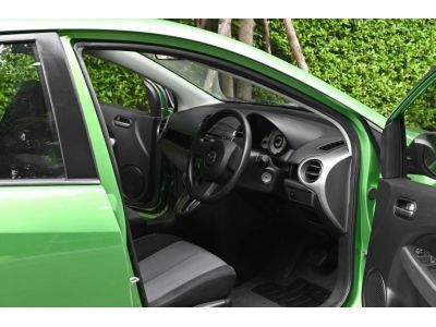 MAZDA 2 1.5 Sports 5 Spirited Green A/T ปี 2011 รูปที่ 8