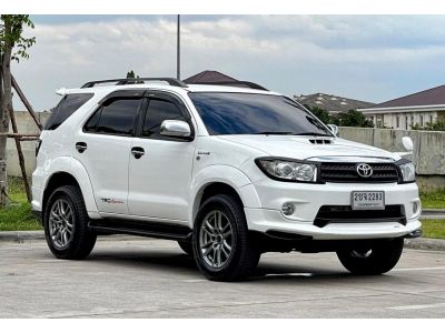 2010 TOYOTA FORTUNER 3.0 V 4WD รูปที่ 8