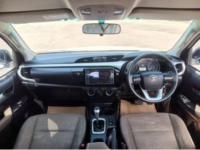 TOYOTA HILUX REVO CAB 2.4 E PRERUNNER AUTO  เกียร์ออโต้  ปี 60/2017 รูปที่ 8