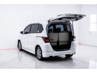 2013 HONDA FREED 1.5 EL  ผ่อน 4,680 บาท 12 เดือนแรก รูปที่ 8