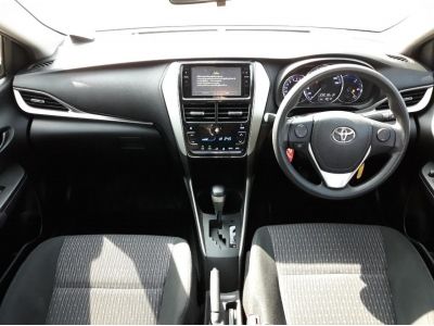 TOYOTA YARIS ATIV 1.2 MID CC. ปี 2020 สี เทา เกียร์ Auto รูปที่ 8