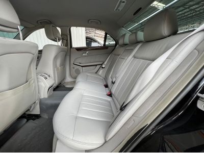 2012 MERCEDES-BENZ E-CLASS E200 1.8 NGT โฉม W212 CNG เบนซิน รูปที่ 8