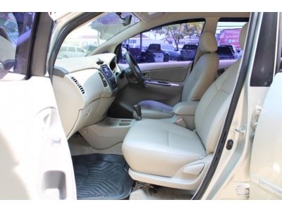 2011 TOYOTA INNOVA  2.0 G รูปที่ 8