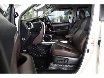 TOYOTA FORTUNER 2.4 V ปี 2019 ไมล์ 65,xxx km. รูปที่ 8