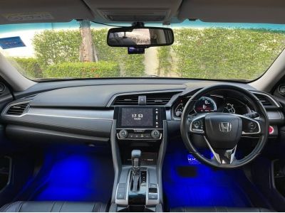 2018 HONDA CIVIC FC 1.8EL รูปที่ 8