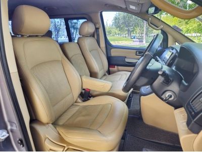 2011 HYUNDAI H1 2.5 DELUXE รูปที่ 8