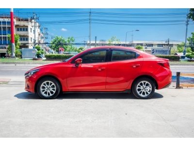 Mazda2 รูปที่ 8