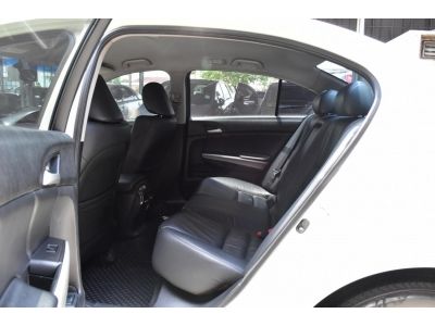 2011 HONDA ACCORD 2.0 EL NAVI รูปที่ 8