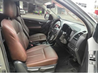 ISUZU D-MAX HiLander 1.9 Z Prestige SpaceCab 2 ประตู รูปที่ 8