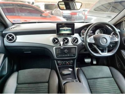 รถบ้านสุดหรู ใช้น้อยสภาพสวยกริ๊บ คุ้มๆ BENZ GLA250  2.0 Sunroof  SUV  2016 รูปที่ 8