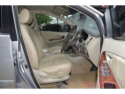 2015 TOYOTA INNOVA 2.0 G รูปที่ 8