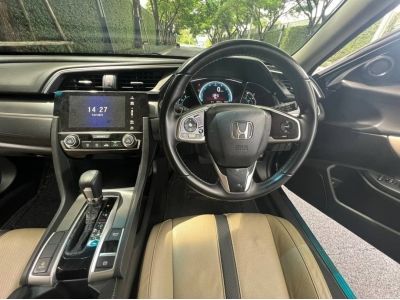 Honda civic fc 1.8 EL สีดำ ปี 2018 รูปที่ 8