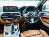 2018 BMW 520d 2.0 M Sport รถเก๋ง 4 ประตู BSI ถึง ธันวา 2566 รูปที่ 8
