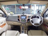 2010 TOYOTA FORTUNER 3.0V เครื่องVGS TURBO ออโต้ รถบ้านสวยจัดน๊อตไม่ขยับ เจ้าของขายเอง ซื้อสดไม่มีVAT เครดิตดีฟรีดาวน์ รูปที่ 8