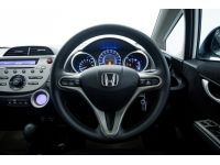 HONDA JAZZ GK 1.3 HYBRID ปี 2013 ส่งบัตรประชาชน รู้ผลพิจารณาภายใน 30 นาที รูปที่ 8