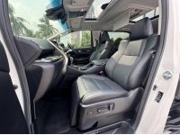 Toyota Alphard 2.5 SC Package ปี 2021 รถใหม่ใช้น้อย ราคาโดนใจ รูปที่ 8