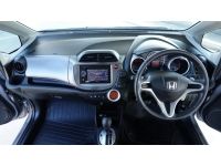 Honda Jazz GE Japan ปี 2012  auto สีเทา รถสวย รูปที่ 8